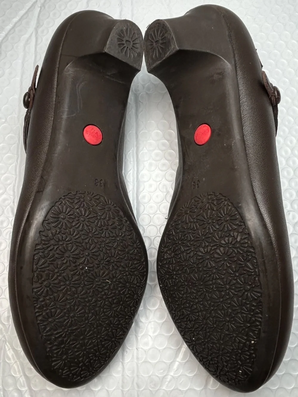 Share Camper Helena Mary Jane Pump Women's EU 38 US 7.5 Dark Brown Round Toe Hee